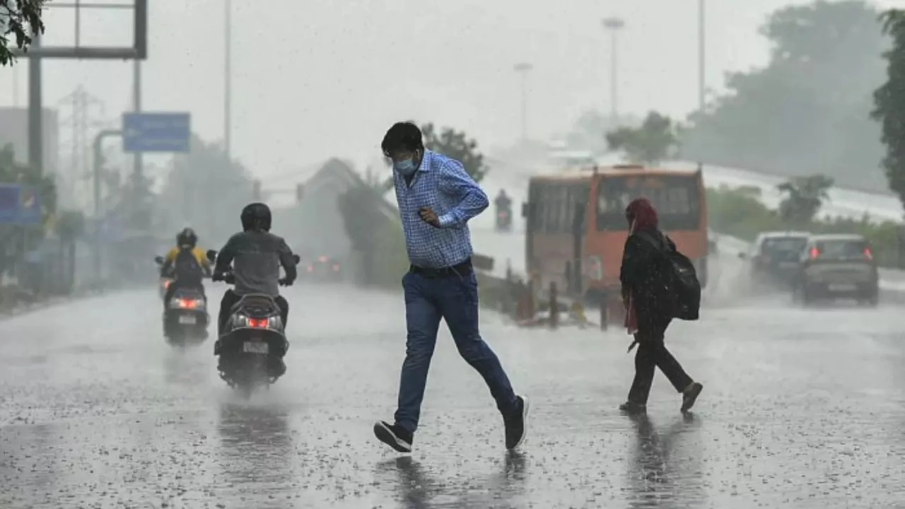 Low pressure trough in Bay of Bengal