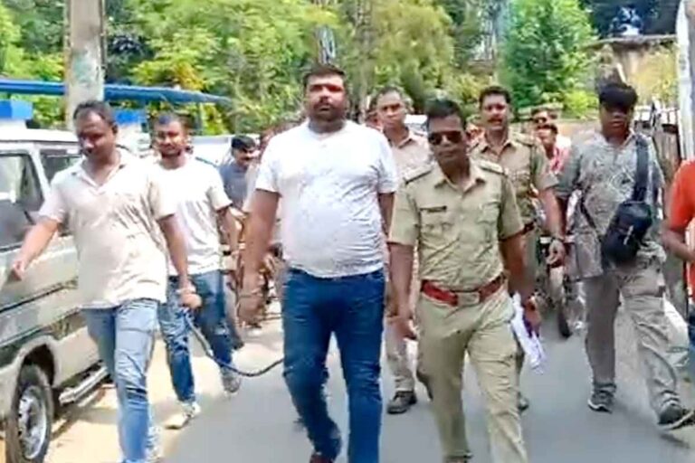 Police Walk Trinamool