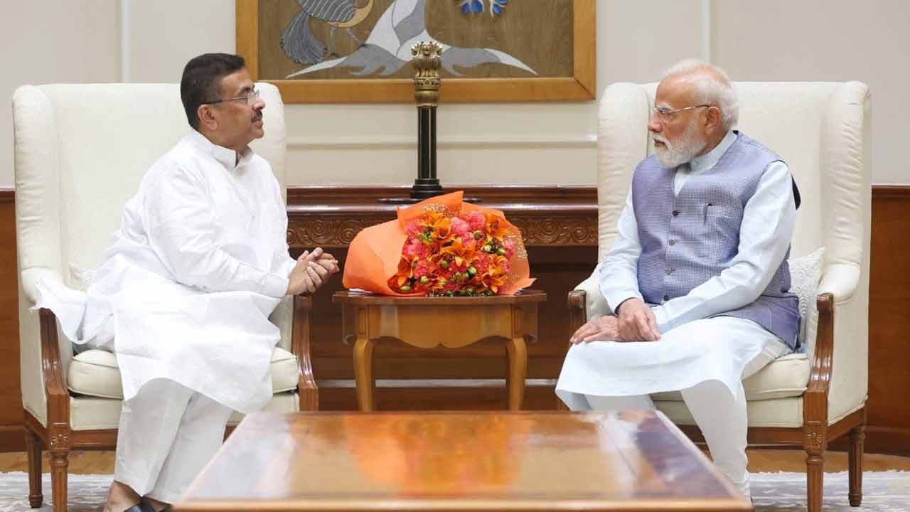 modi-suvendu-inside